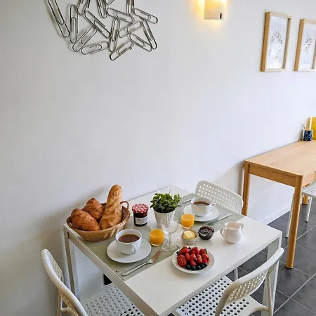 Cosy Avec Parking Prive Апартаменты *