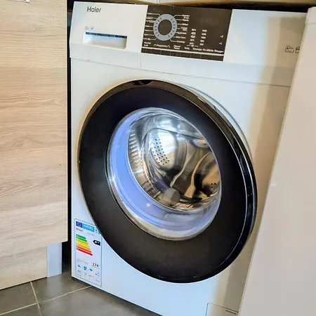 Cosy Avec Parking Prive דירה *